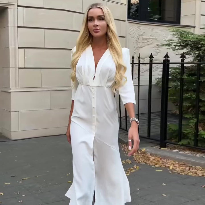 Kvinnors skjortklänning med elegant V-hals och knappslå-Eva Jonsson