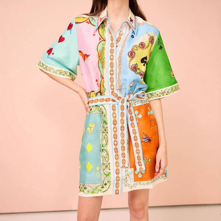 Kvinnors skjortklänning med färggårdigt lapptäcke mönster och midjebälte Mirla-Eva Jonsson