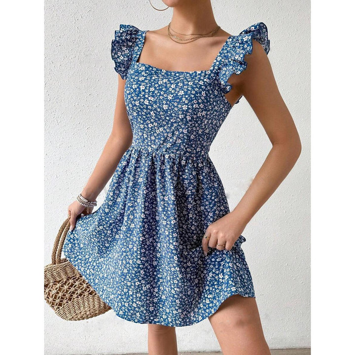 Kvinnors sommardress med rufflesdetaljer och fyrkantig halsringning Mirla-Eva Jonsson