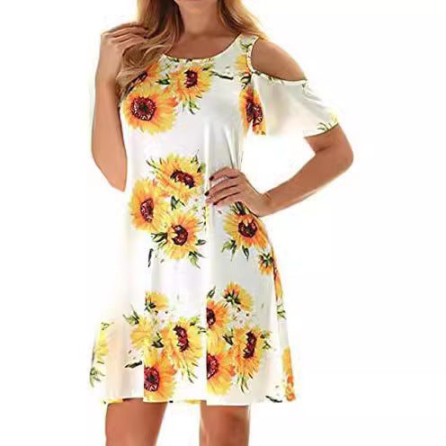 Kvinnors sommarklänning med blommönster och off-shoulder skärning Mirla-Eva Jonsson