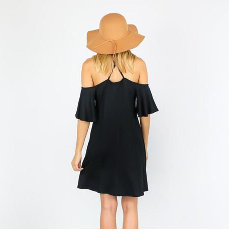 Kvinnors sommarklänning med off-shoulder-look och flödande skärning-Eva Jonsson