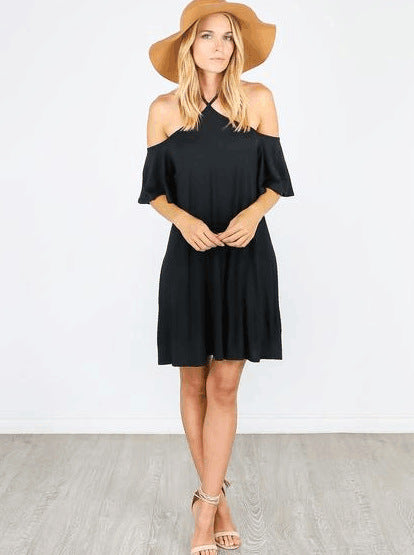 Kvinnors sommarklänning med off-shoulder-look och flödande skärning-Eva Jonsson