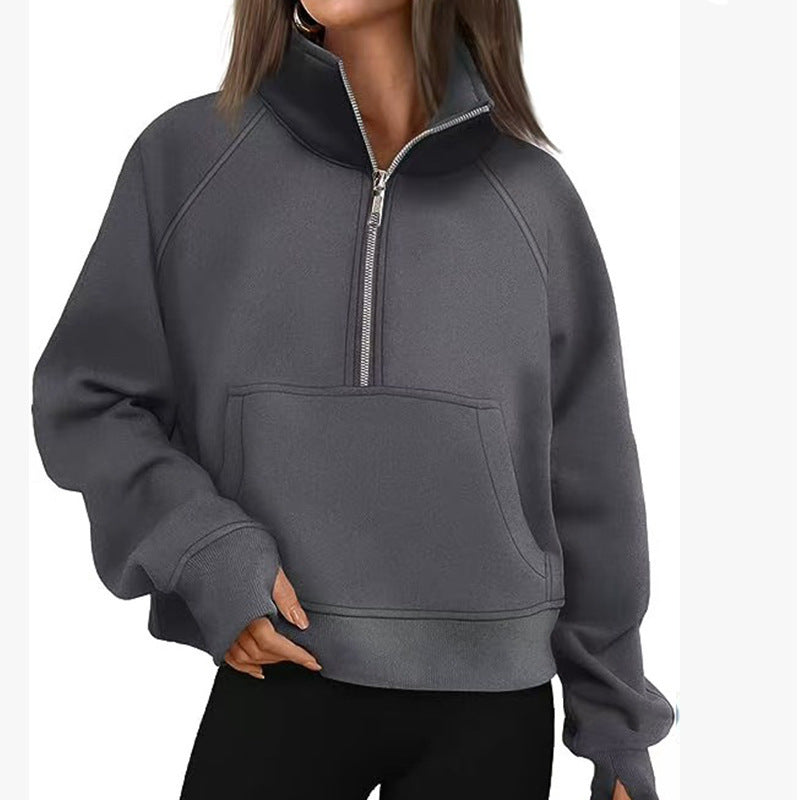 Kvinnors sportig hoodie med hög krage Mirla-Eva Jonsson
