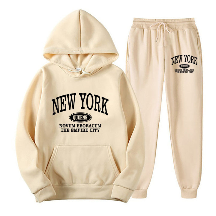 Kvinnors sportig hoodie-set med stor New York-tryck Mirla-Eva Jonsson