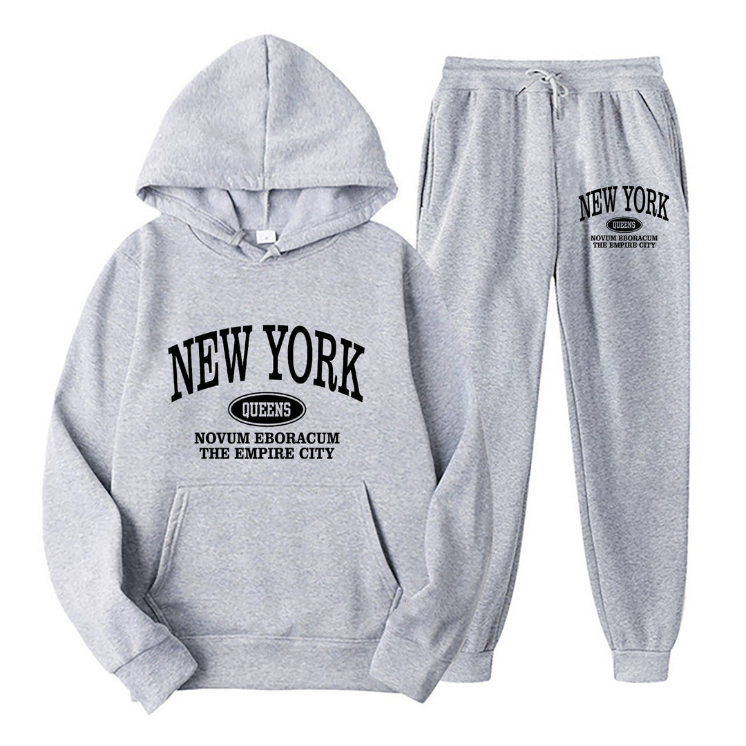 Kvinnors sportig hoodie-set med stor New York-tryck Mirla-Eva Jonsson