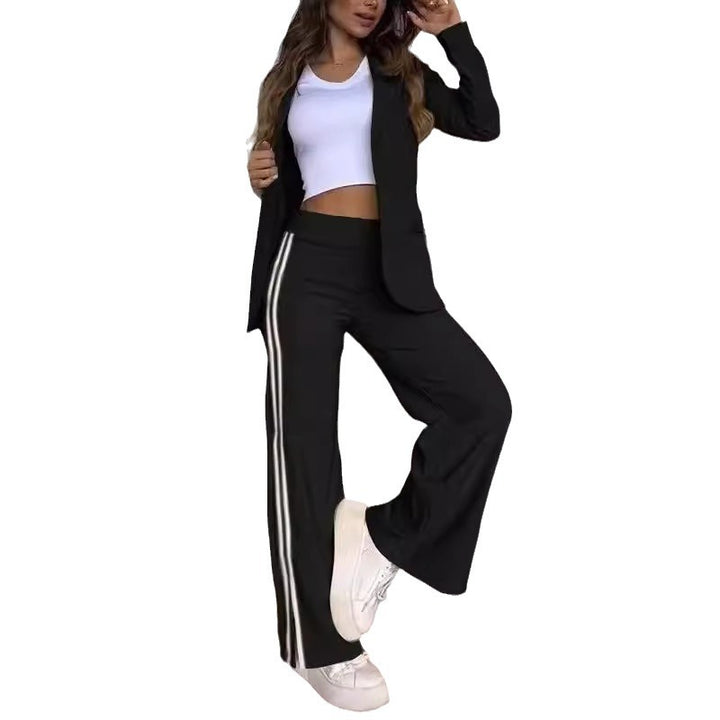 Kvinnors sportiga blazer-set med vida byxor Mirla-Eva Jonsson