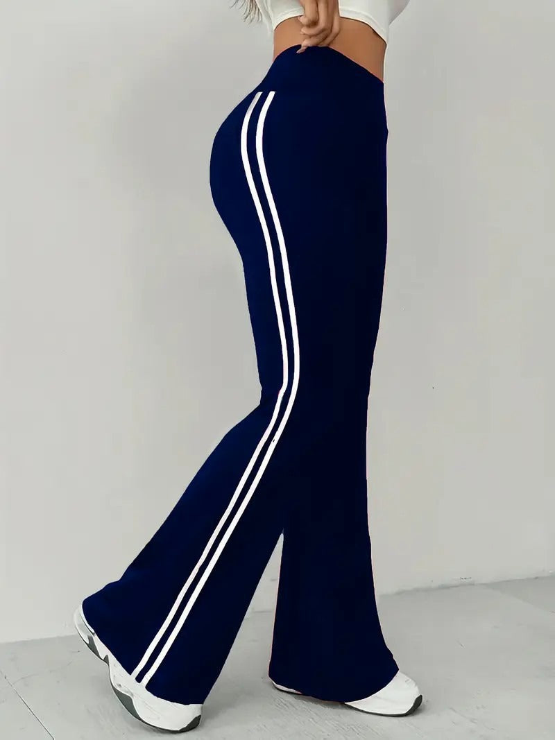 Kvinnors sportiga flare leggings med ränder Mirla-Eva Jonsson