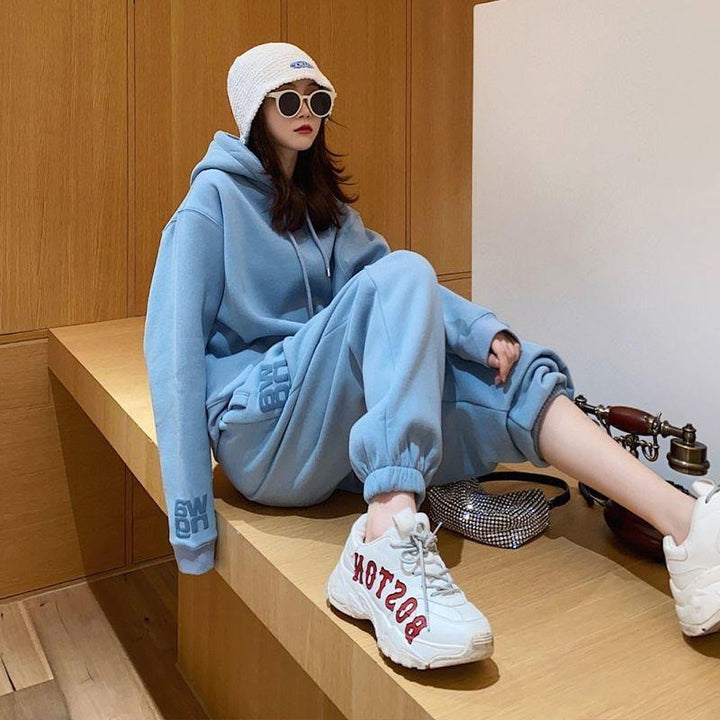 Kvinnors sportiga fleece hoodie set med mjukt innerfoder Mirla-Eva Jonsson