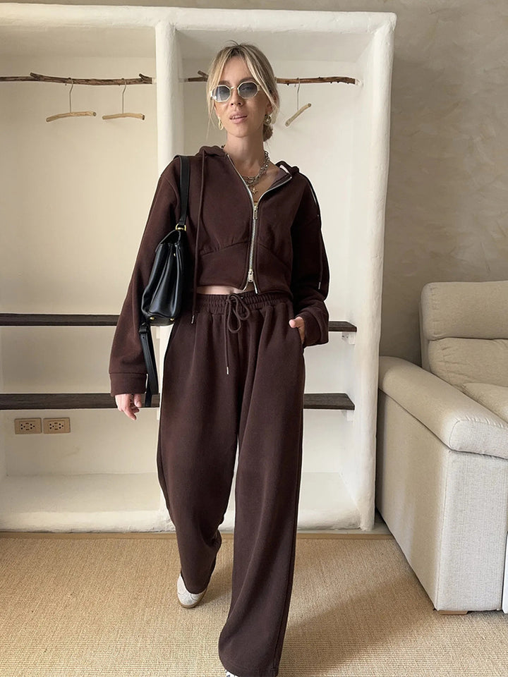 Kvinnors sportiga fleece lounge set med huva och justerbar midja Mirla-Eva Jonsson
