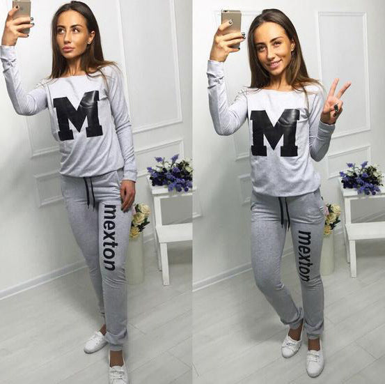 Kvinnors sportiga fritidsset med kreativt tryck Mirla-Eva Jonsson