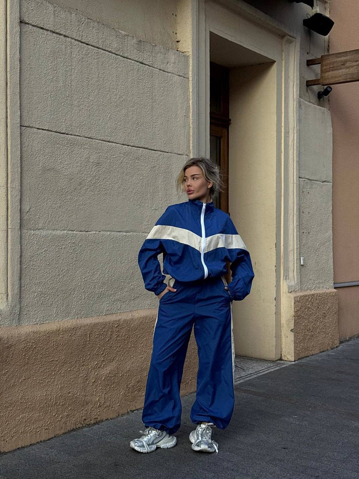Kvinnors sportiga funktionella jacka med hög krage och dragkedja Mirla-Eva Jonsson