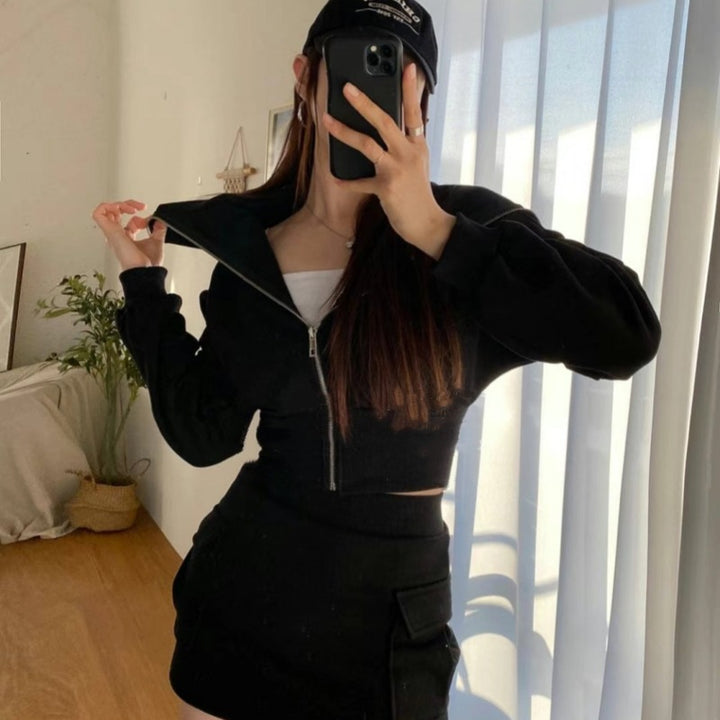 Kvinnors sportiga hoodie-klänning med praktiska fickor Mirla-Eva Jonsson