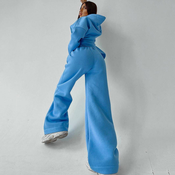 Kvinnors sportiga hoodie och vida joggingsbyxor set Mirla-Eva Jonsson
