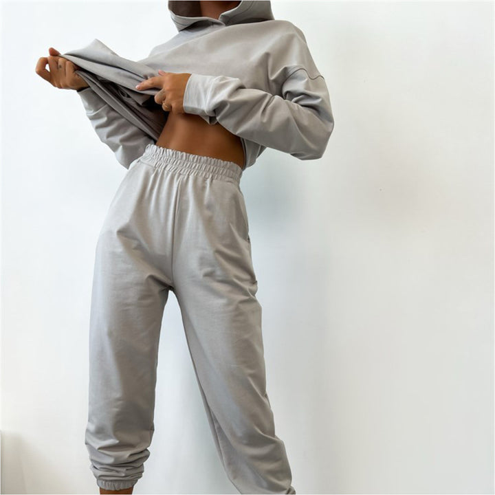 Kvinnors sportiga hoodie-set i mjuk bomullsblandning med praktiska fickor-Eva Jonsson