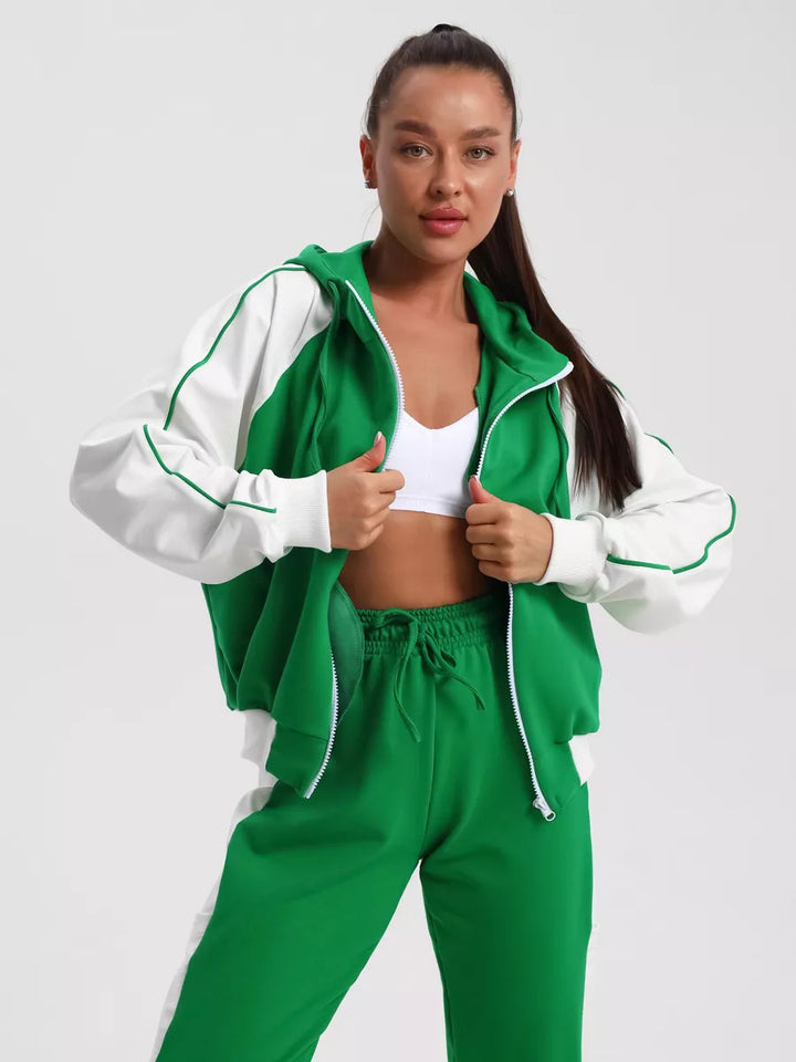 Kvinnors sportiga huvtröja tracksuit med bekväma nagelränder Mirla-Eva Jonsson
