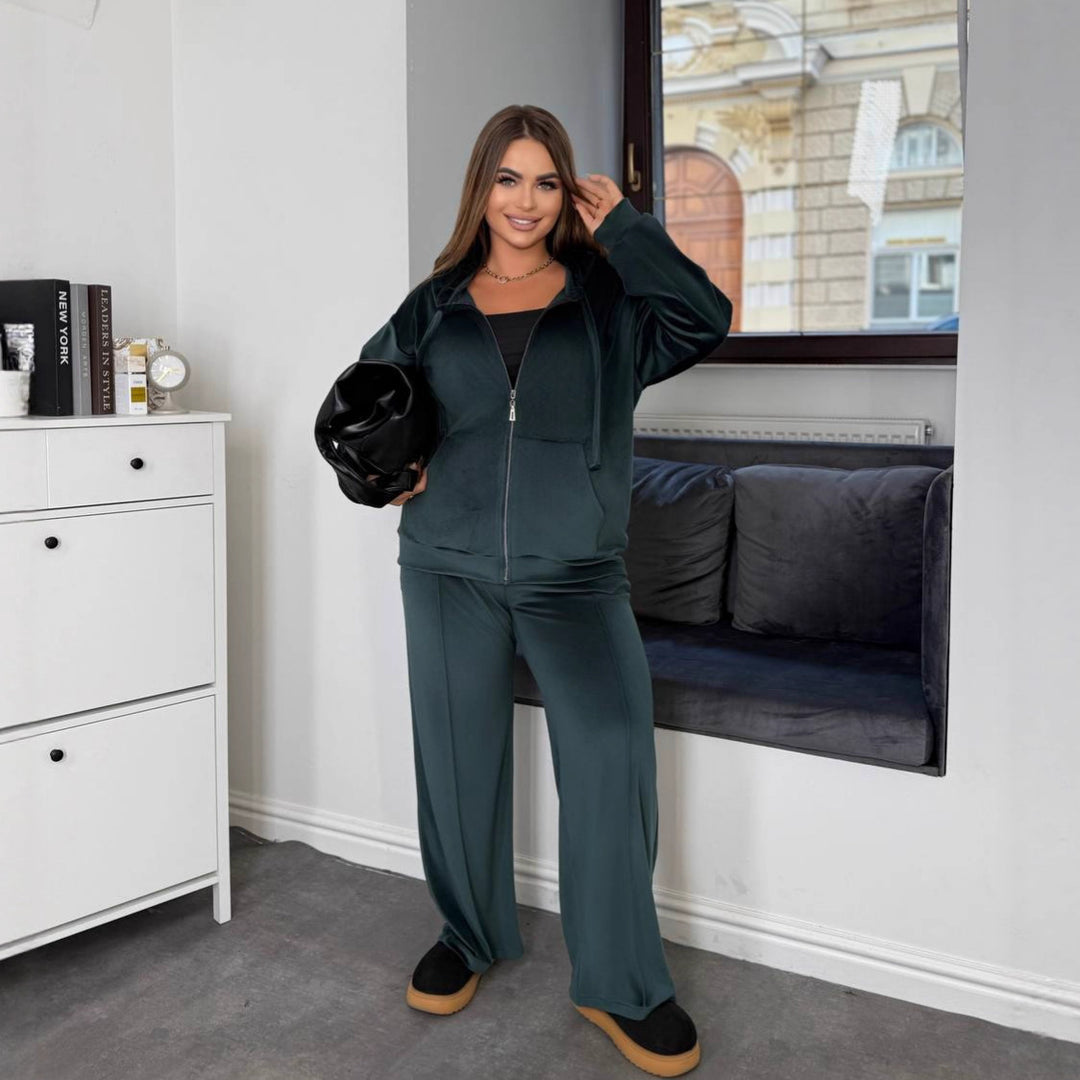 Kvinnors sportiga jumpsuit med huva och elastisk midja Mirla-Eva Jonsson