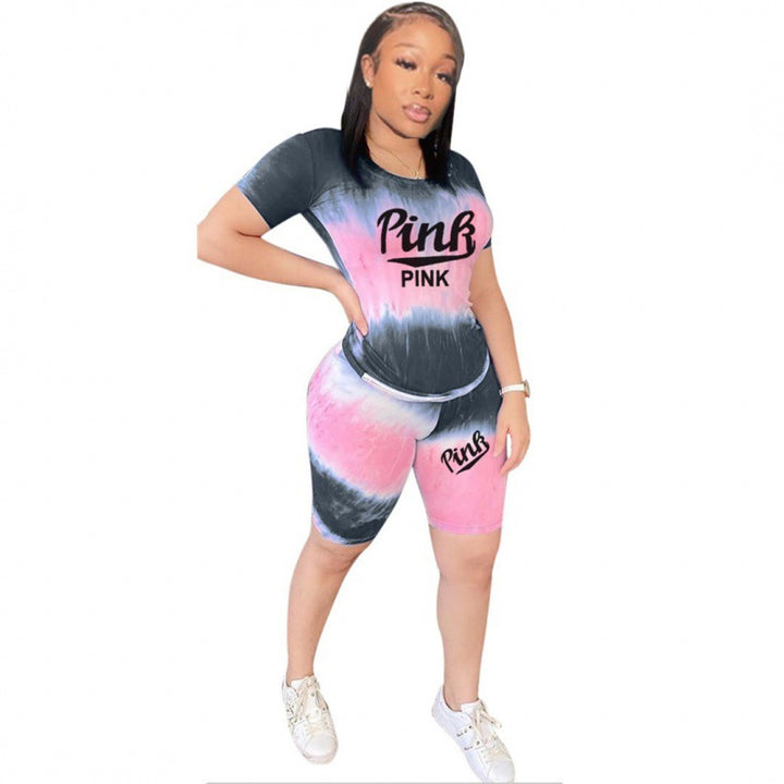 Kvinnors sportiga kortärmad outfit med trendigt tie-dye-mönster Mirla-Eva Jonsson