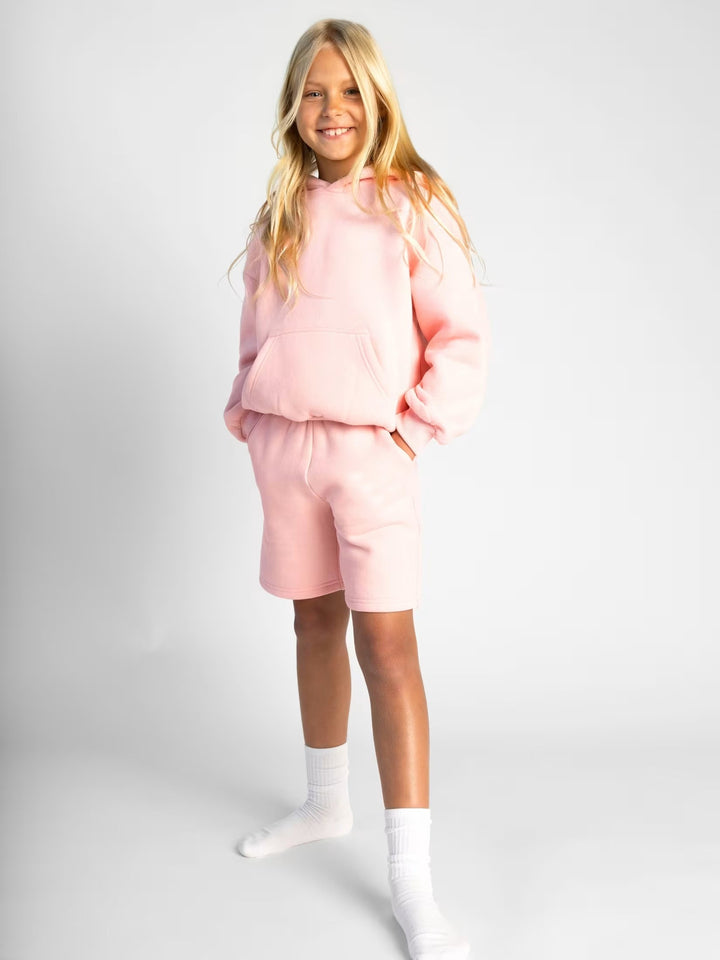 Kvinnors sportiga kortärmad set med huva och bekväma shorts Mirla-Eva Jonsson