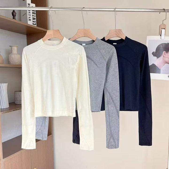 Kvinnors sportiga långärmad skjorta med andningsbara material Mirla-Eva Jonsson