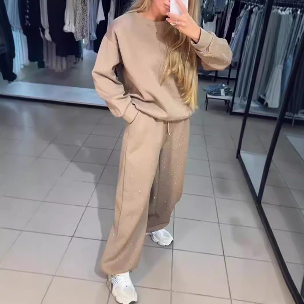 Kvinnors sportiga lounge set med glittrande detalj och lös passform Mirla-Eva Jonsson