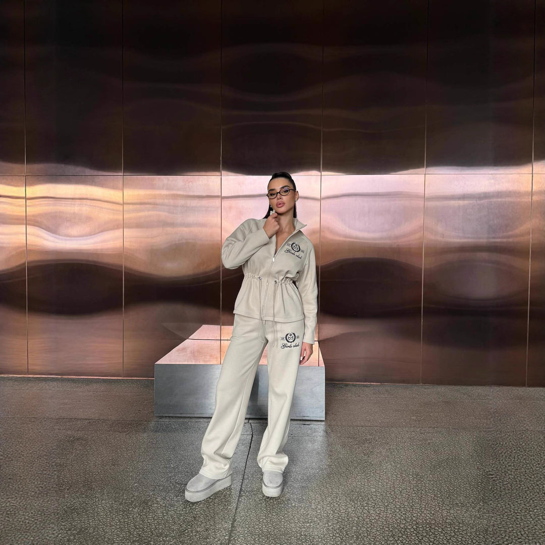 Kvinnors sportiga loungewear-set med hög krage och elastisk midja Mirla-Eva Jonsson