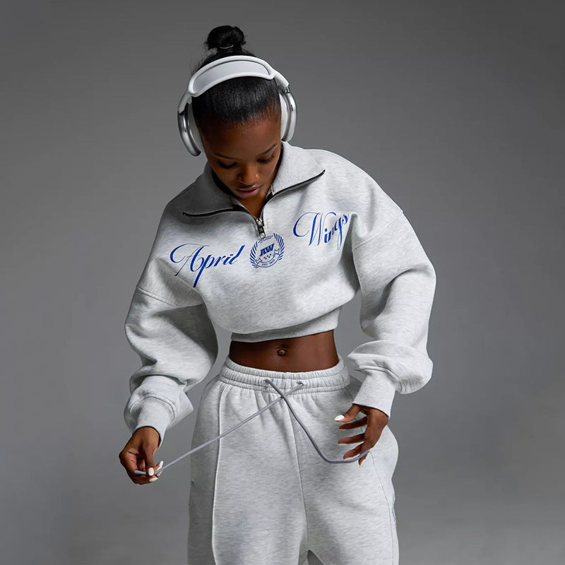 Kvinnors sportiga sweatshirt och avslappnade byxor Mirla-Eva Jonsson