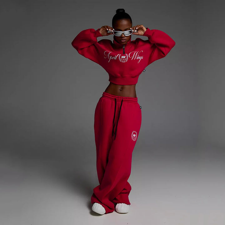 Kvinnors sportiga sweatshirt och avslappnade byxor Mirla-Eva Jonsson