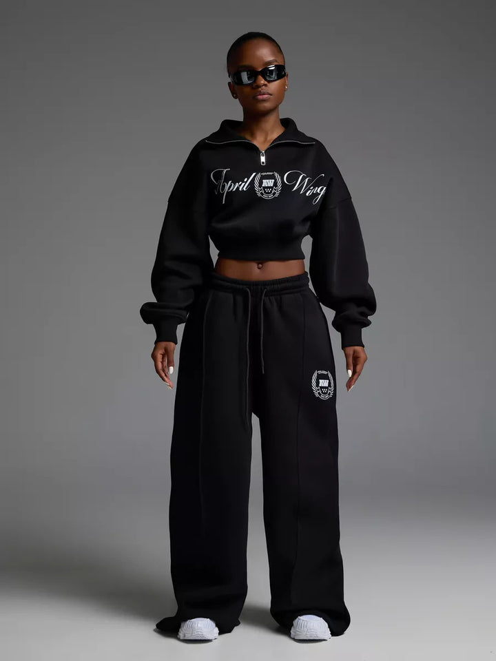 Kvinnors sportiga sweatshirt och avslappnade byxor Mirla-Eva Jonsson
