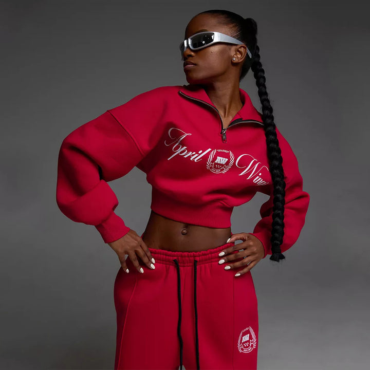 Kvinnors sportiga sweatshirt och avslappnade byxor Mirla-Eva Jonsson