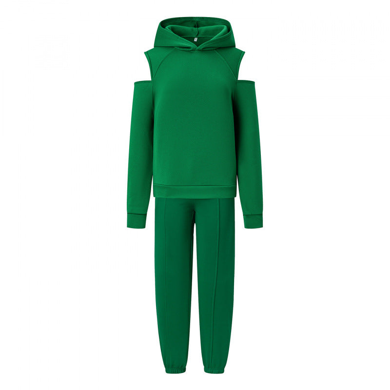 Kvinnors sportiga sweatshirt-set med djup ringning och sidraglansärmar Mirla-Eva Jonsson