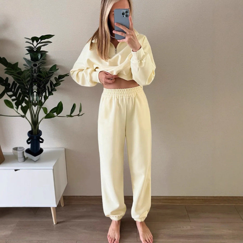 Kvinnors sportiga tvådelade set med kontinuerlig dragkedja och avslappnad passform-Eva Jonsson