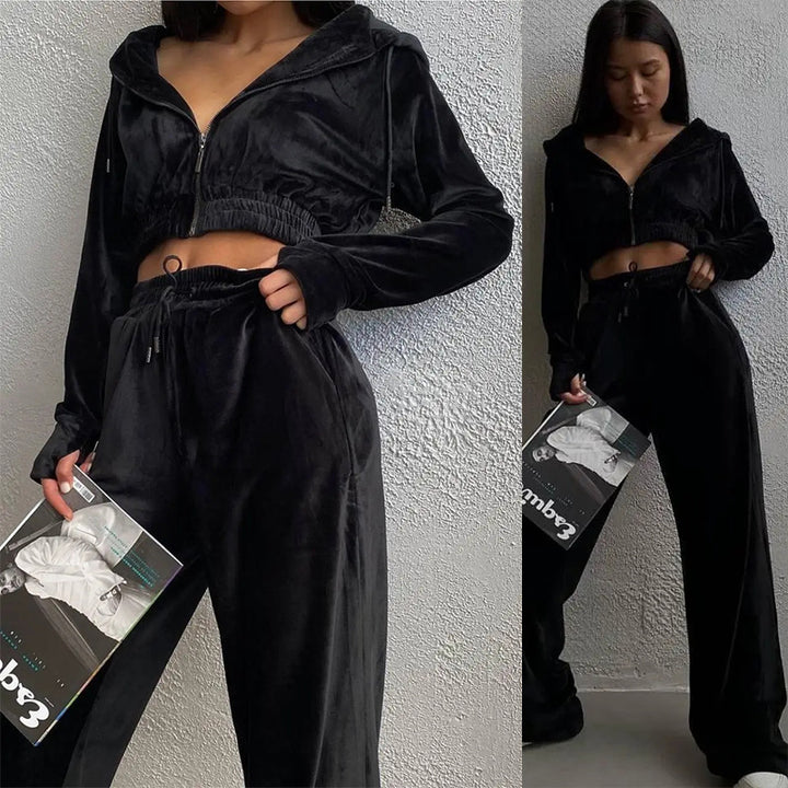 Kvinnors sportiga velour lounge set med kort jacka och bred skärning Mirla-Eva Jonsson