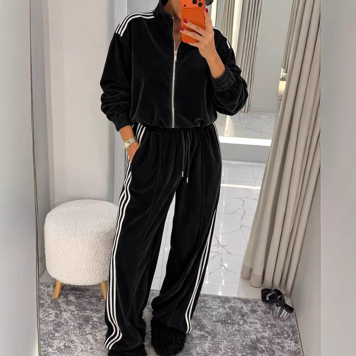 Kvinnors sportiga velourtracksuit med hög krage och elastisk midja Mirla-Eva Jonsson