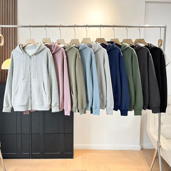 Kvinnors sportiga zip hoodie med praktiska kängurufickor Mirla-Eva Jonsson