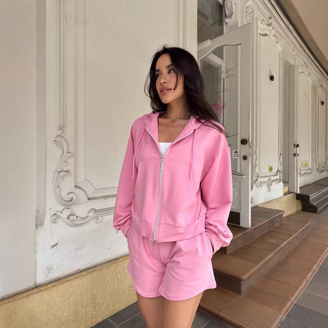 Kvinnors sportiga zip hoodie och shorts set-Eva Jonsson