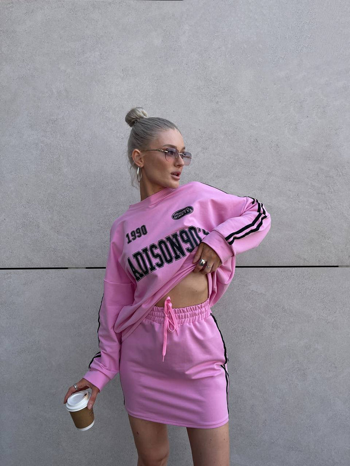 Kvinnors sportklänning i sweatshirtsstil med dragsko och lång ärm-Eva Jonsson