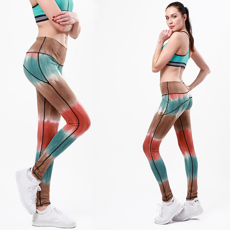 Kvinnors sportleggings med hög midja och unikt batikmönster Mirla-Eva Jonsson