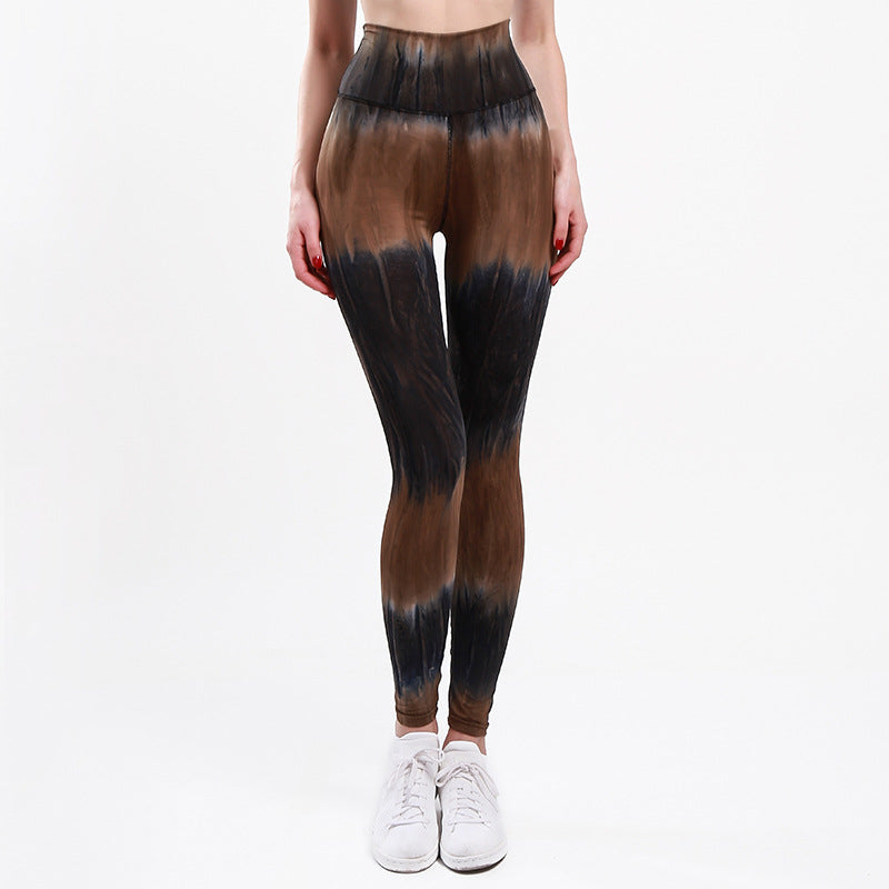 Kvinnors sportleggings med hög midja och unikt batikmönster Mirla-Eva Jonsson