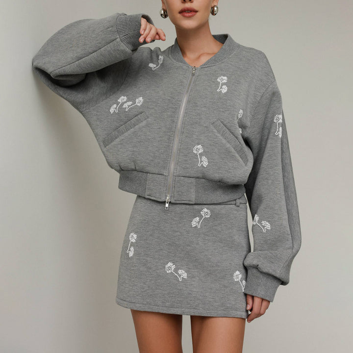 Kvinnors sportset med blommigt broderi Mirla-Eva Jonsson