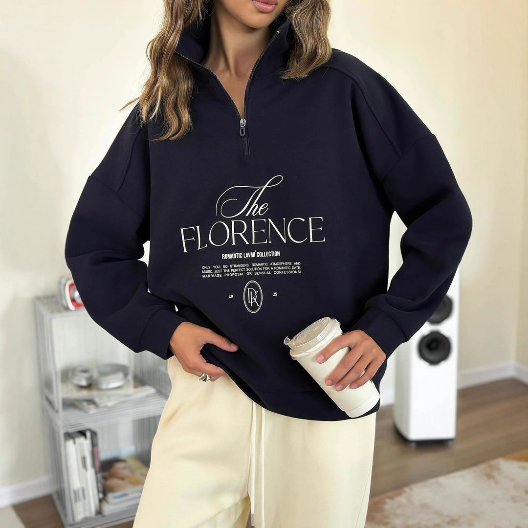 Kvinnors statementsweater med hög krage och praktisk dragkedja Mirla-Eva Jonsson