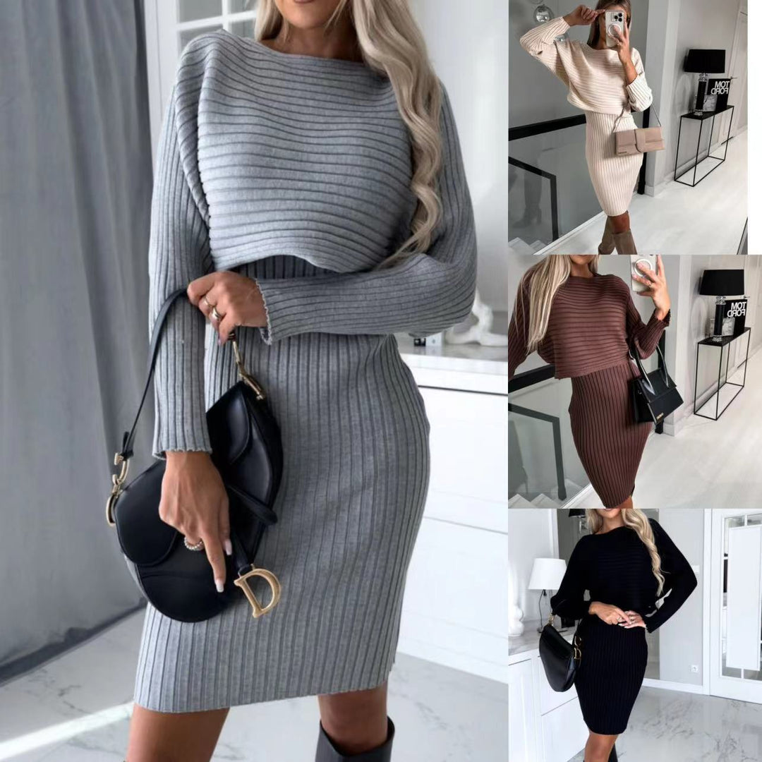Kvinnors stickad klänning med fina ribbor och en stilren oversized passform Mirla-Eva Jonsson