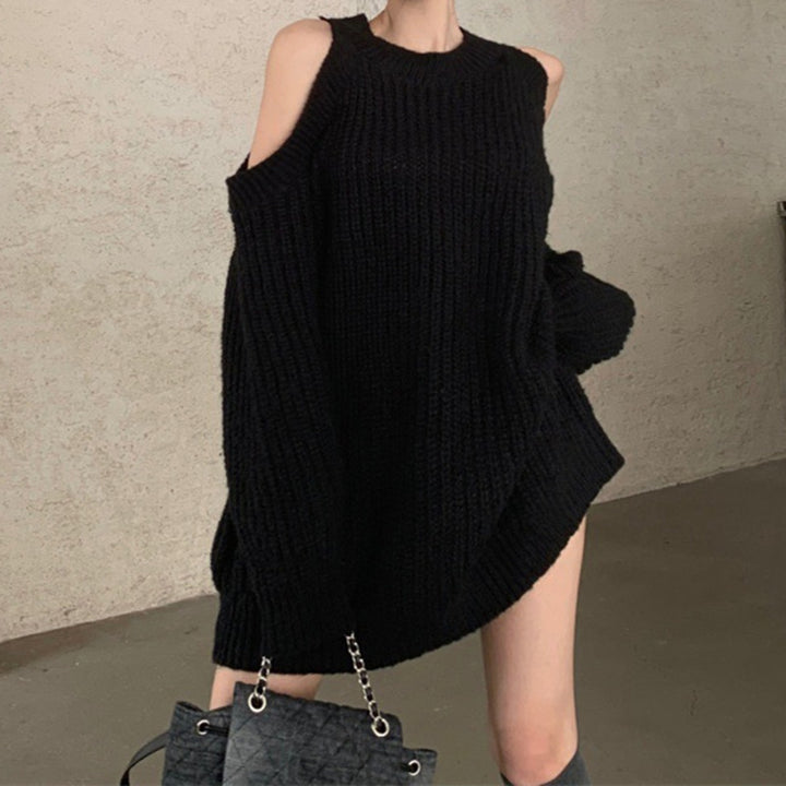 Kvinnors stickad klänning med off-shoulder look och ribbad textur Mirla-Eva Jonsson