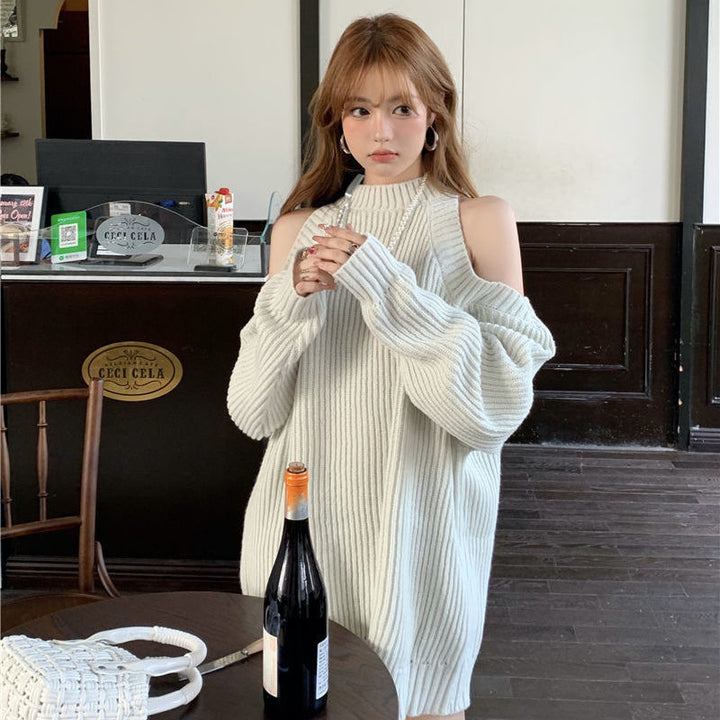 Kvinnors stickad klänning med off-shoulder look och ribbad textur Mirla-Eva Jonsson