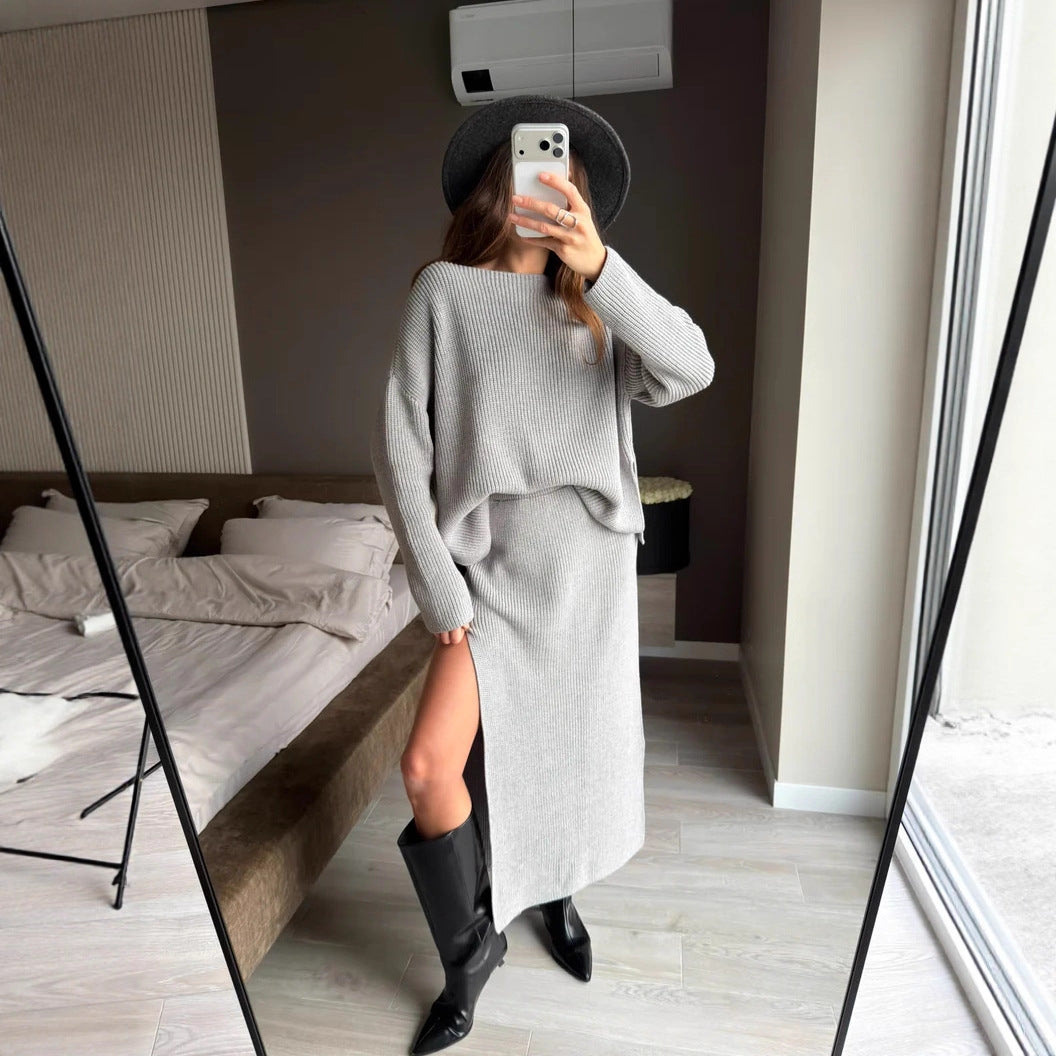 Kvinnors stickad klänning och oversized tröjset Mirla-Eva Jonsson