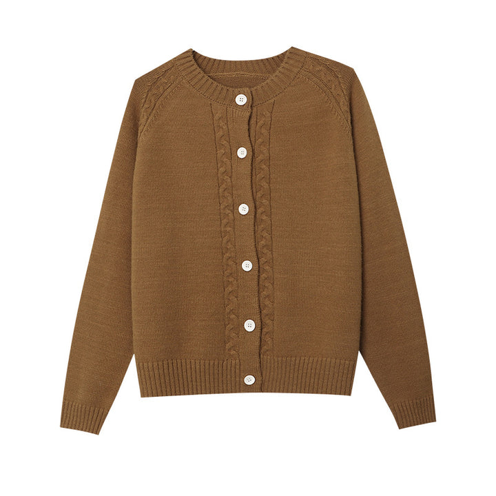 Kvinnors stickad pullover med kabelmönster Mirla-Eva Jonsson