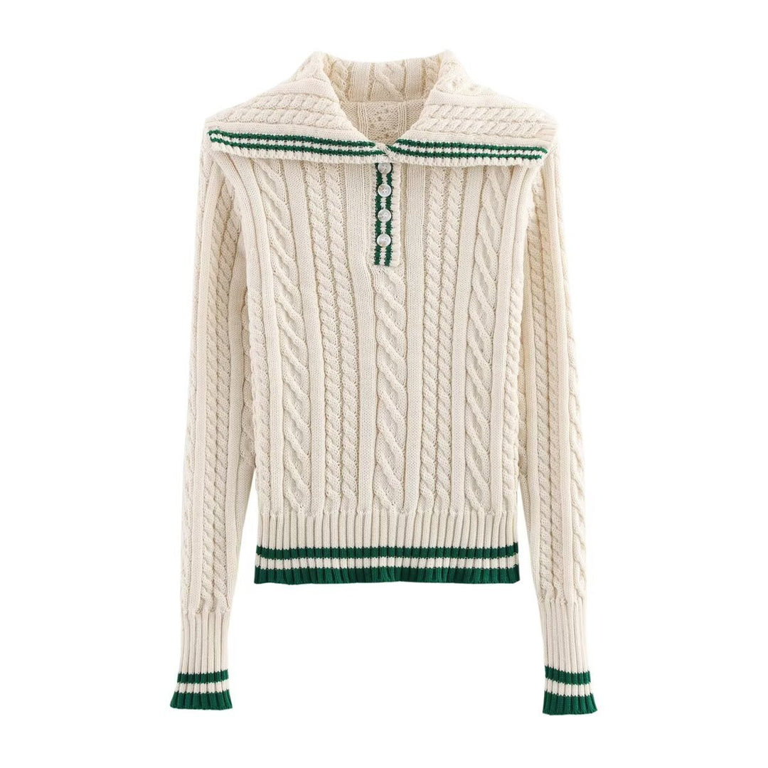 Kvinnors stickad pullover med klassisk ståkrage och tidlös flätmönster Mirla-Eva Jonsson