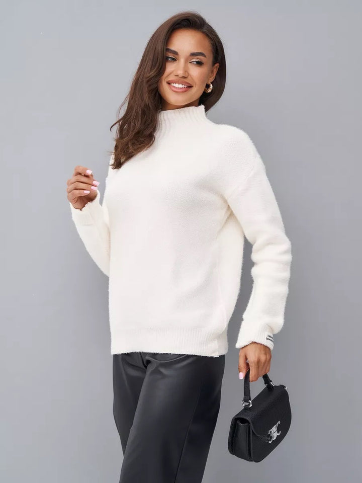 Kvinnors stickad pullover med ståkrage Mirla-Eva Jonsson