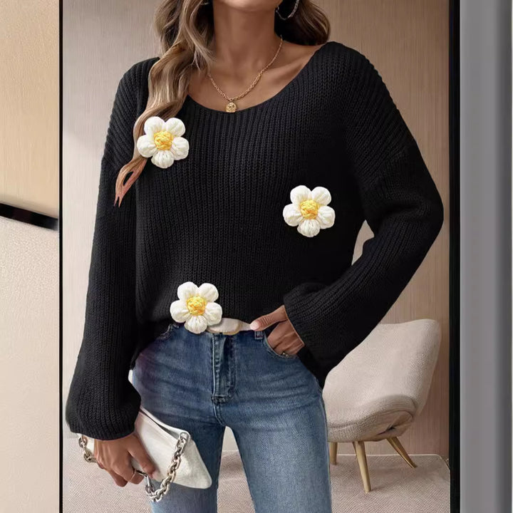 Kvinnors stickad tröja med blommigt 3D-mönster och vida ärmar Mirla-Eva Jonsson