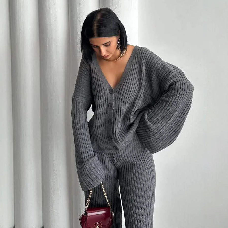 Kvinnors stickad tröja med breda ärmar Mirla-Eva Jonsson