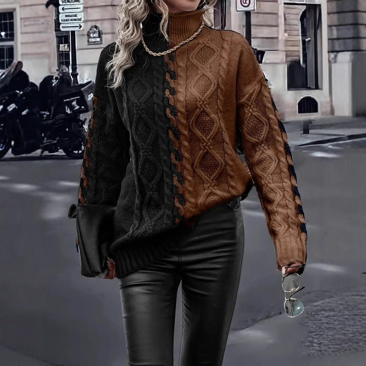 Kvinnors stickad tröja med stiligt färgbyte och kabeldesign Mirla-Eva Jonsson